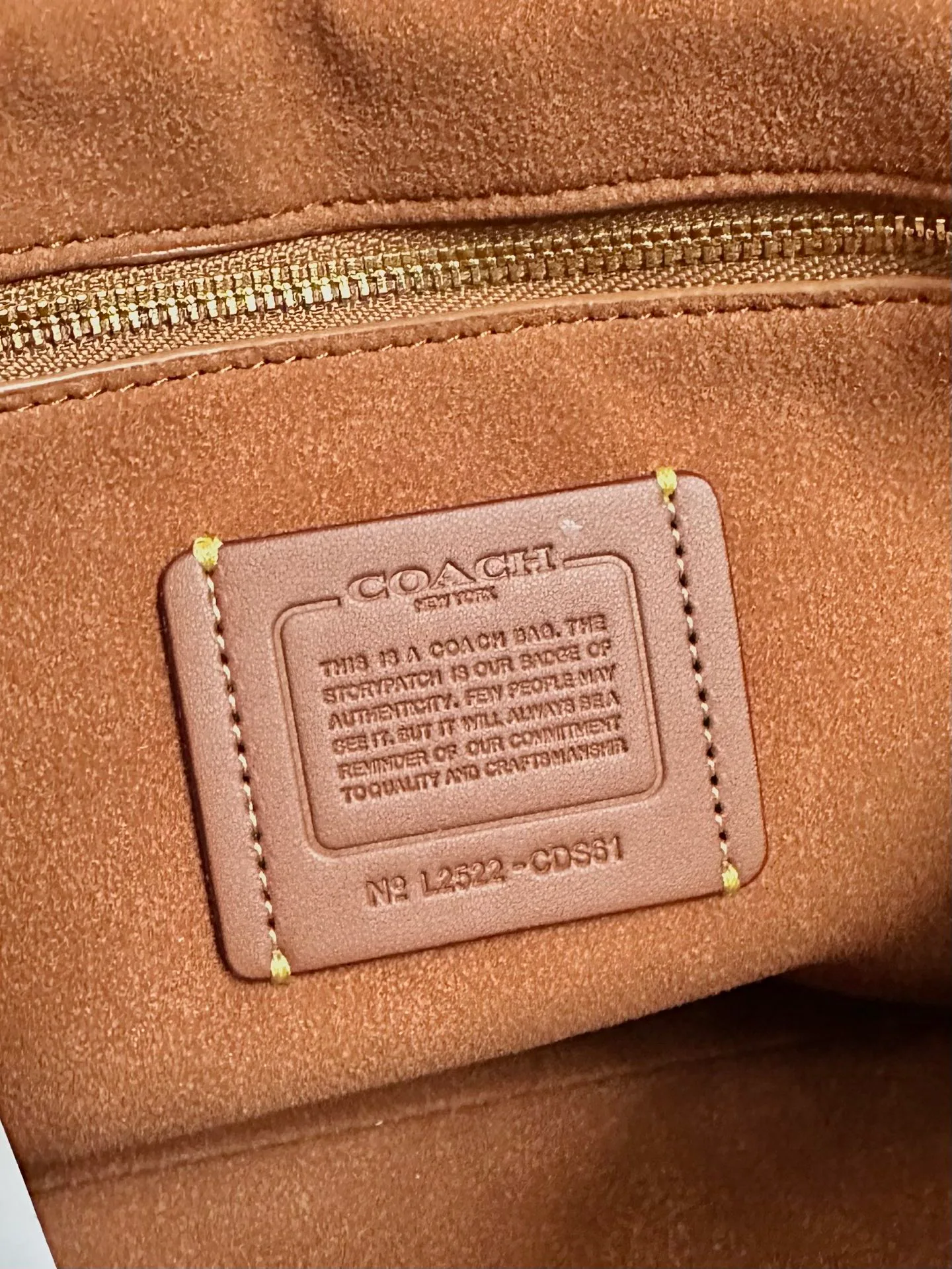 Women's Classic Handbags COACH 18517346