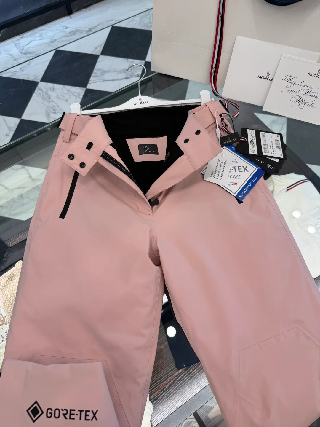 Women's Trousers MONCLER 18133614