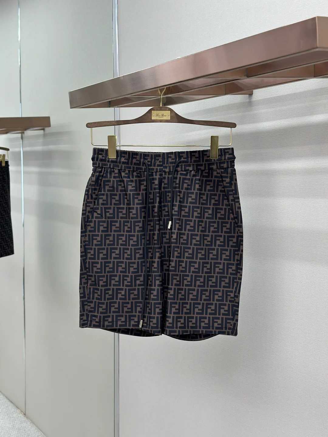 Men's Shorts FENDI 17468340