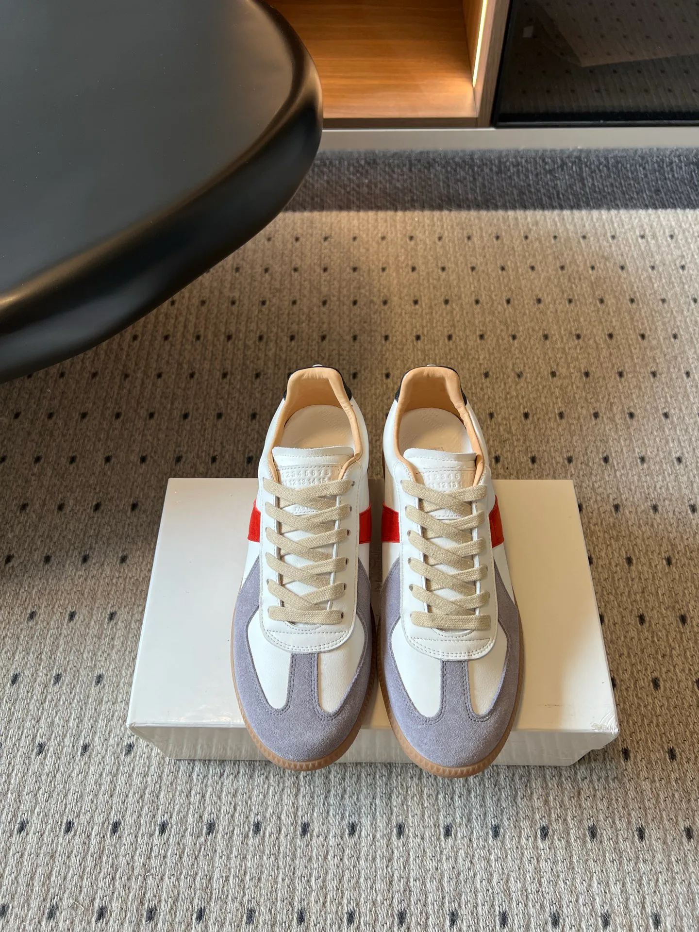 Women's Sneakers MAISON MARGIELA 17568924