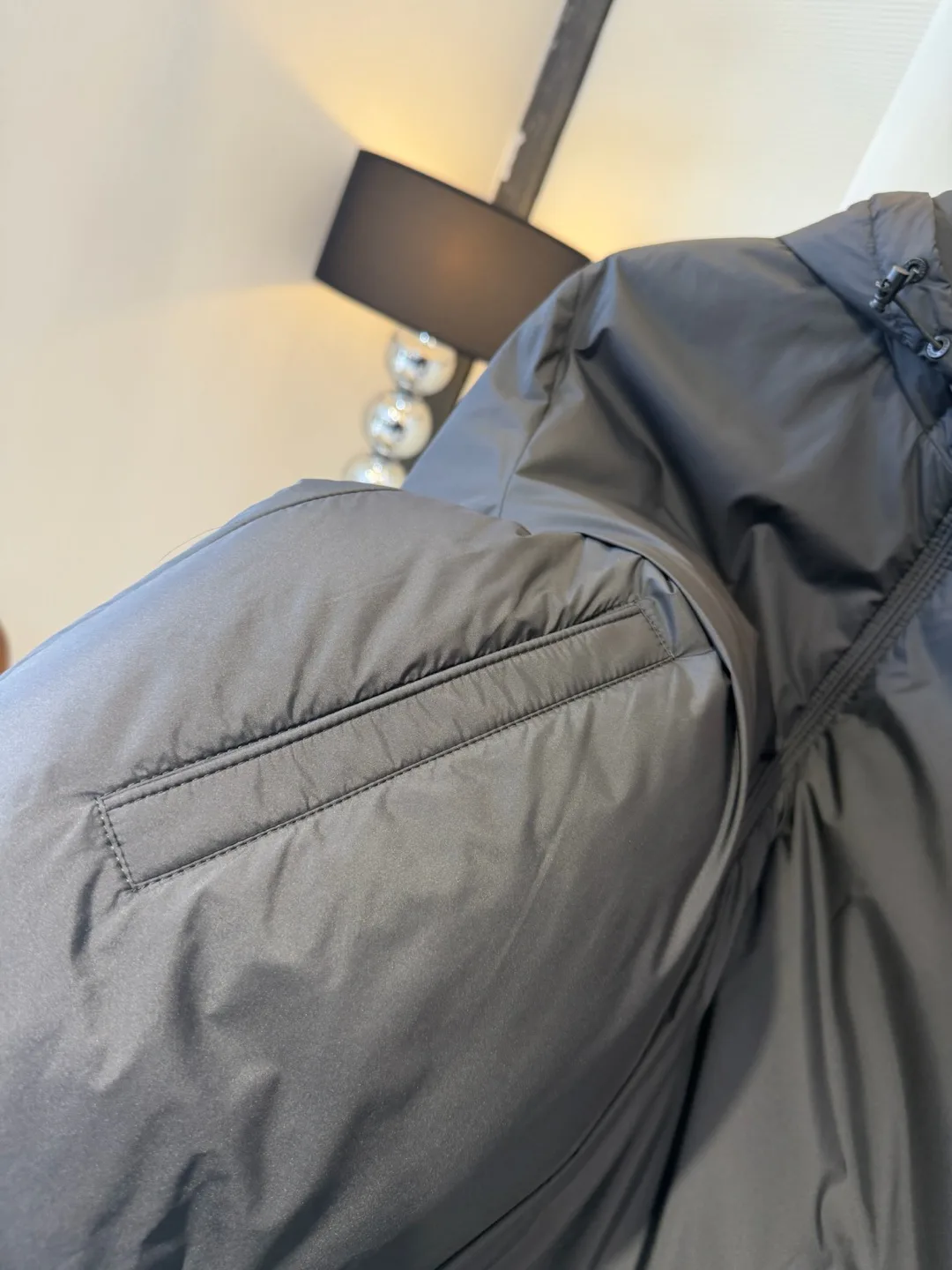 Women's Jackets And Down Jackets MONCLER 18316575
