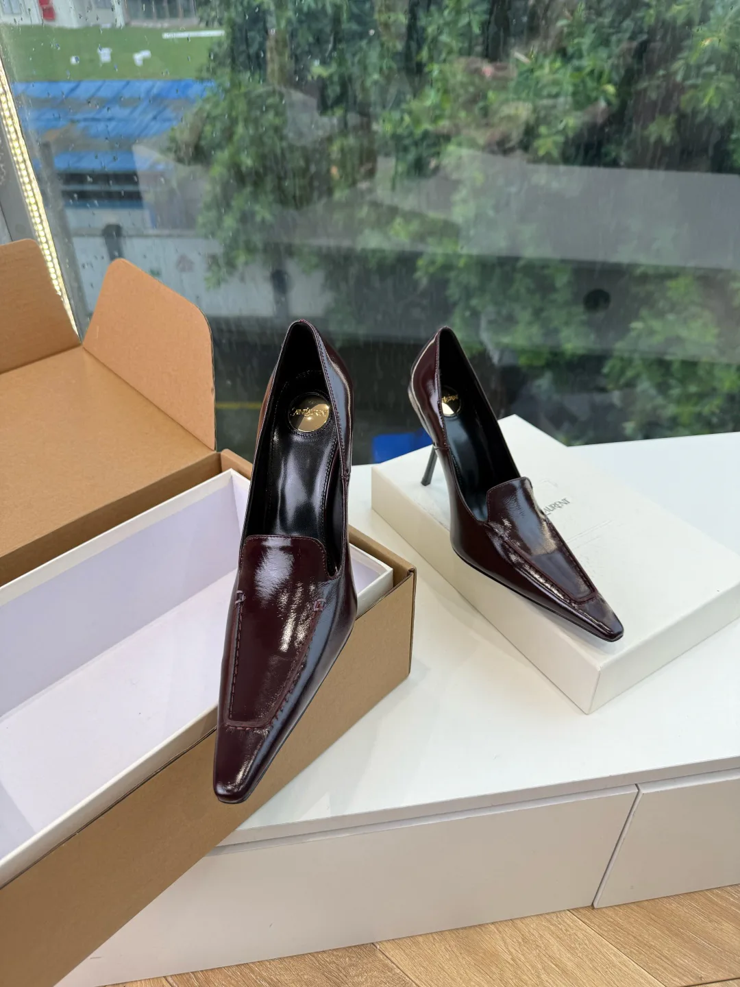 Women's Heels SAINT LAURENT 18104141