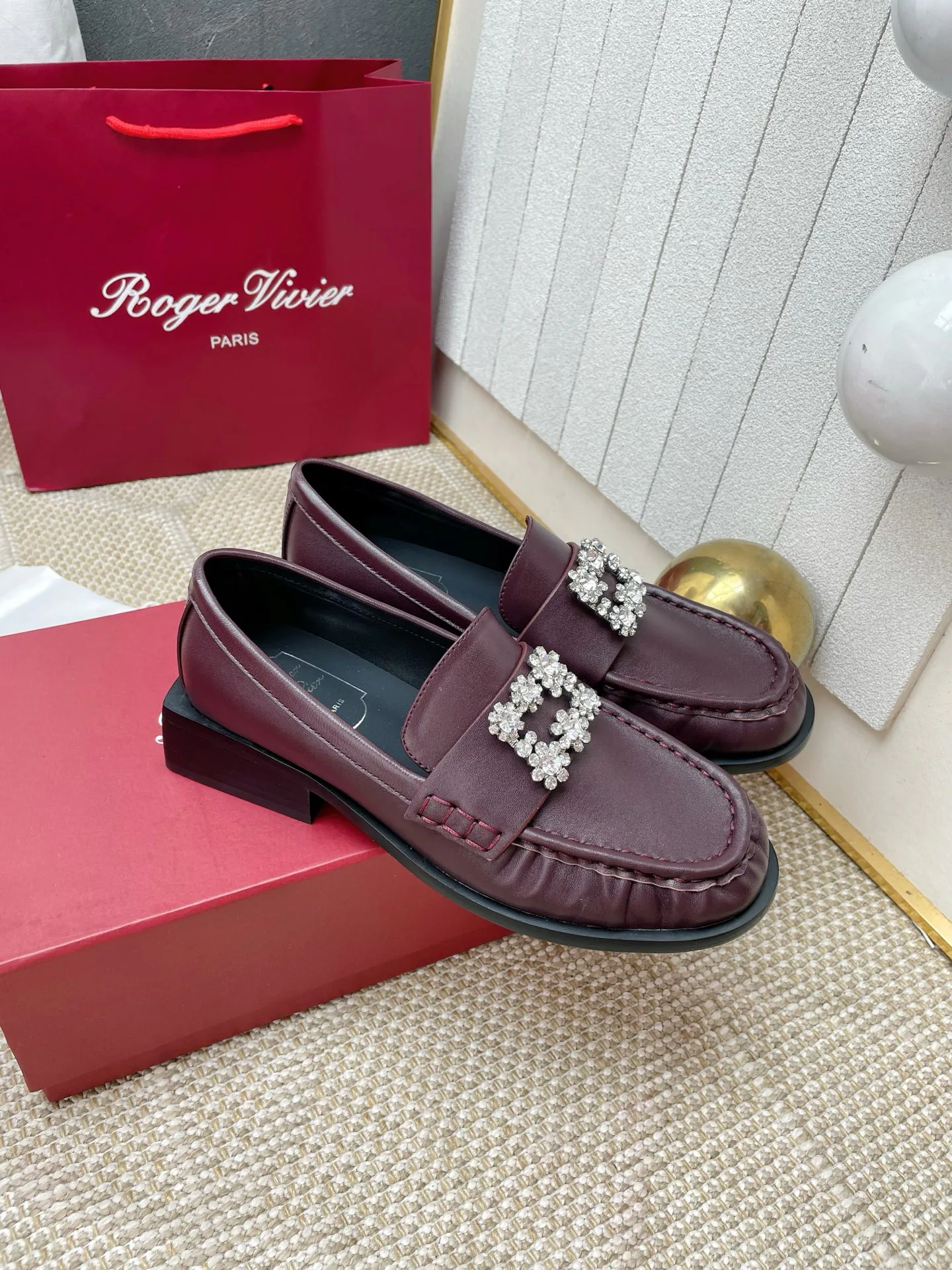 Women's Loafers And Moccasins ROGER VIVIER 18258395