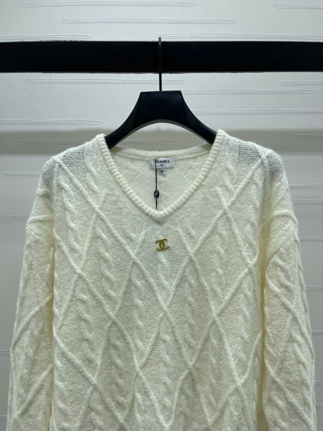 Women's Jumpers And Sweaters CHANEL 18038035
