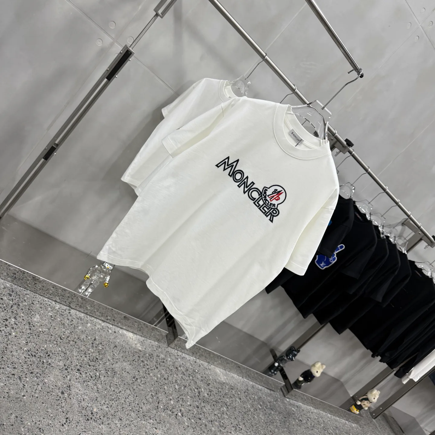 Men's T-Shirts MONCLER 18368631