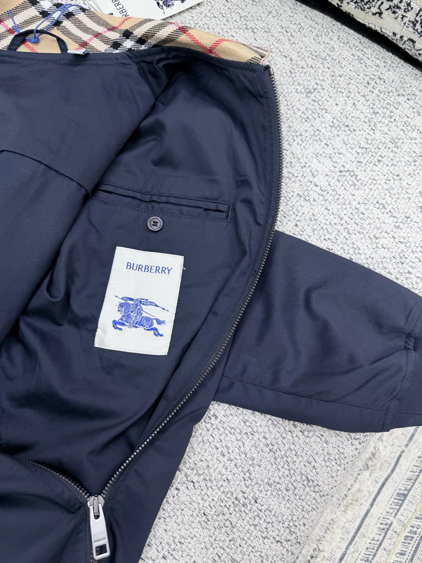 Men's Jackets And Down Jackets BURBERRY 18073966