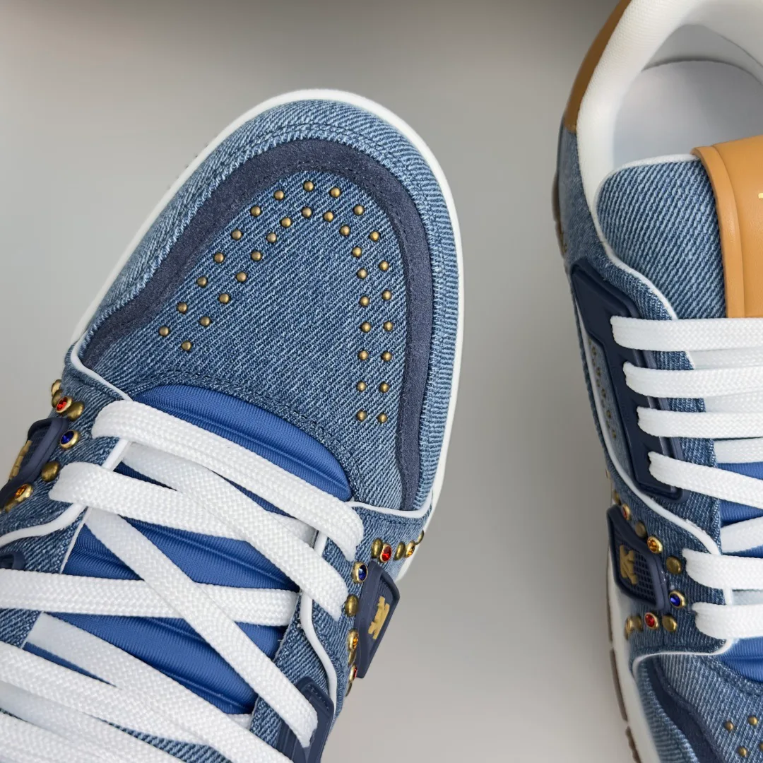Men's Sneakers LOUIS VUITTON 17415482