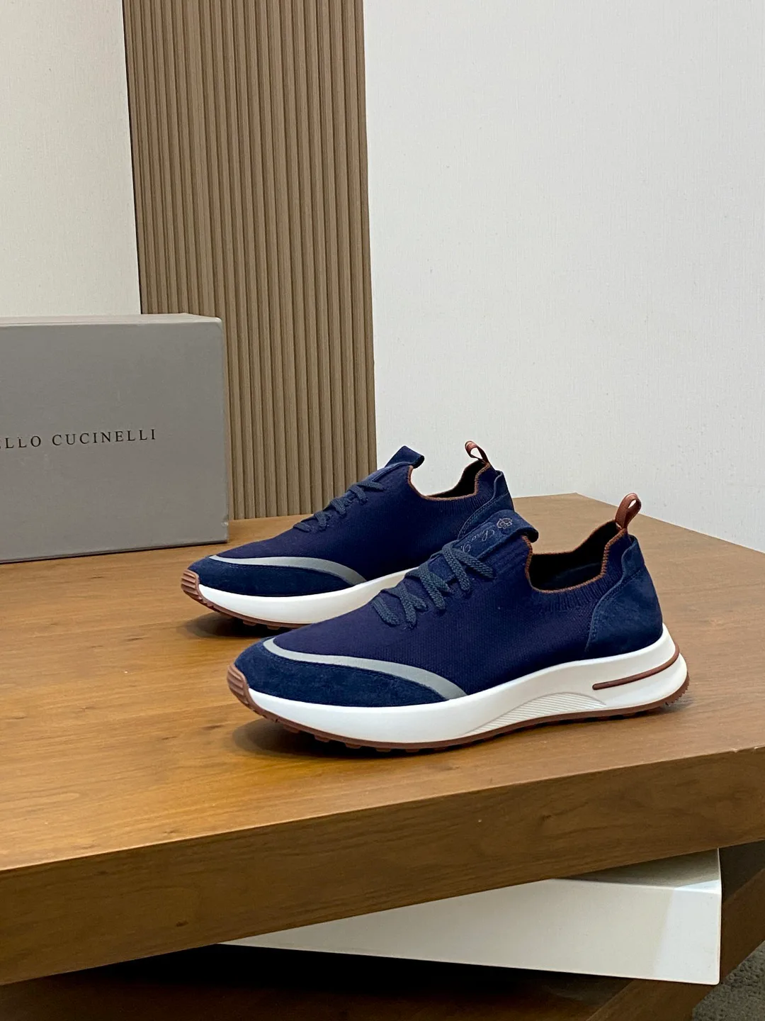 Men's Sneakers LORO PIANA 18100252