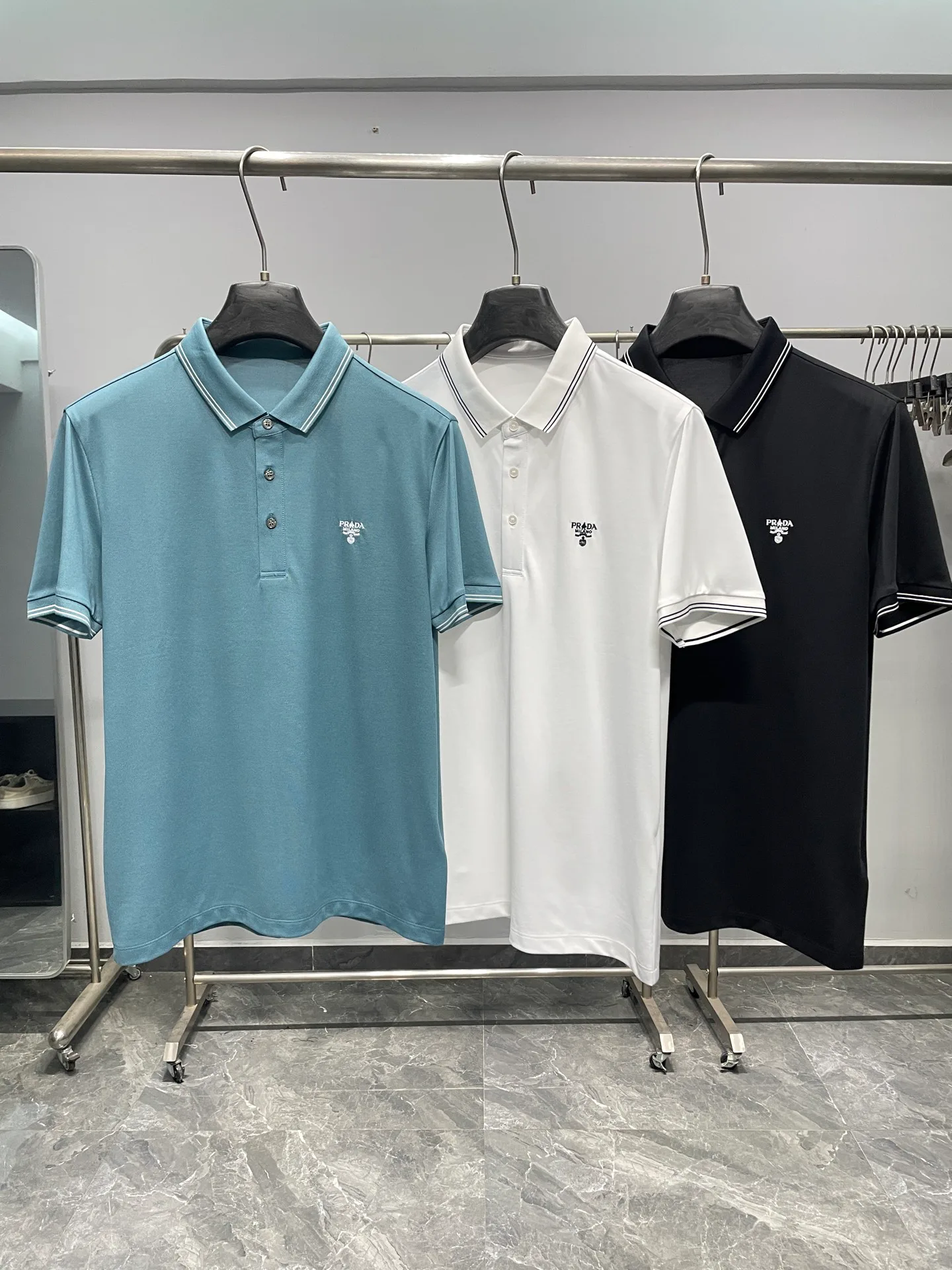 Men's Shirts PRADA 17371139