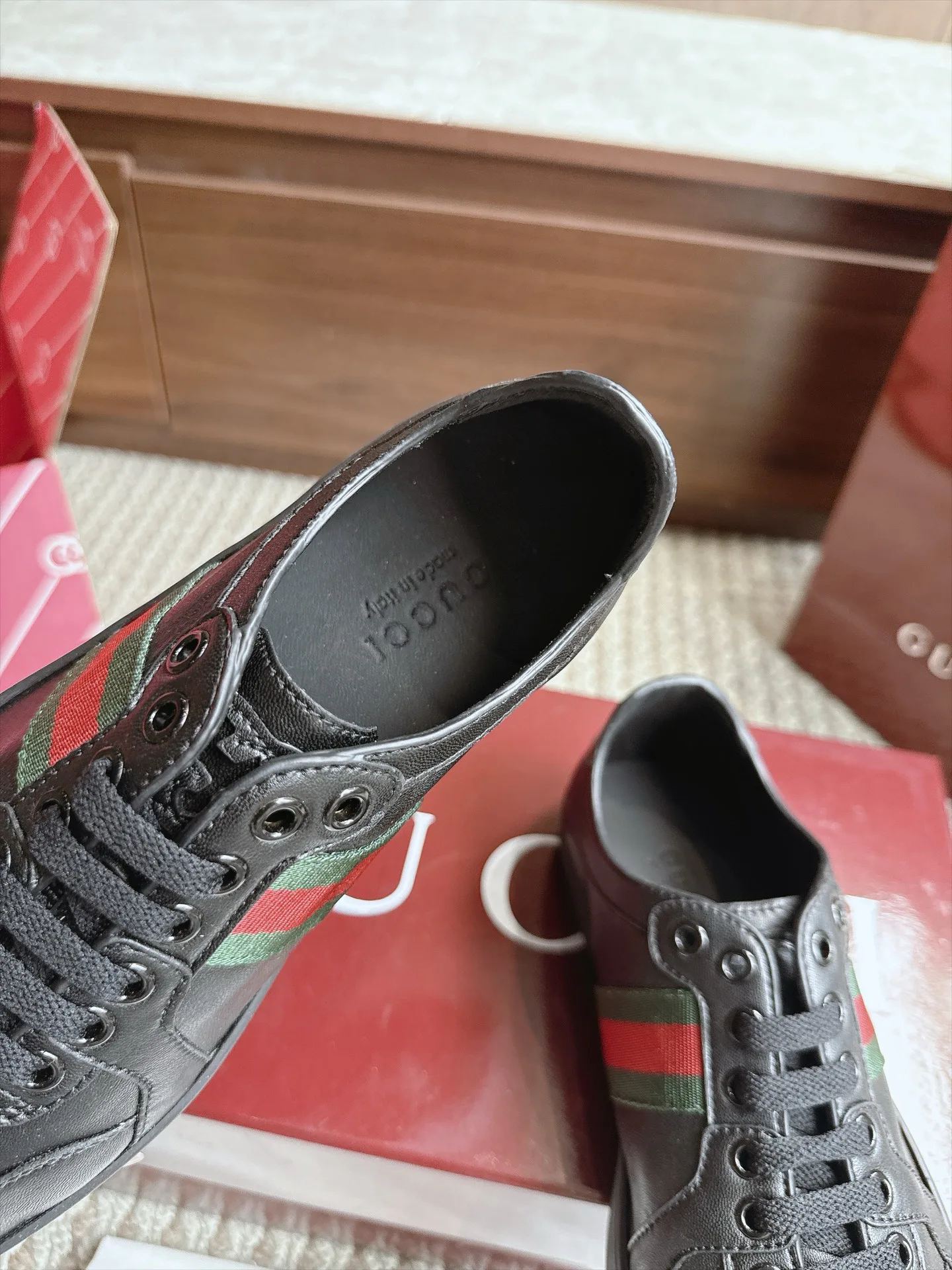 Women's Sneakers GUCCI 17866806