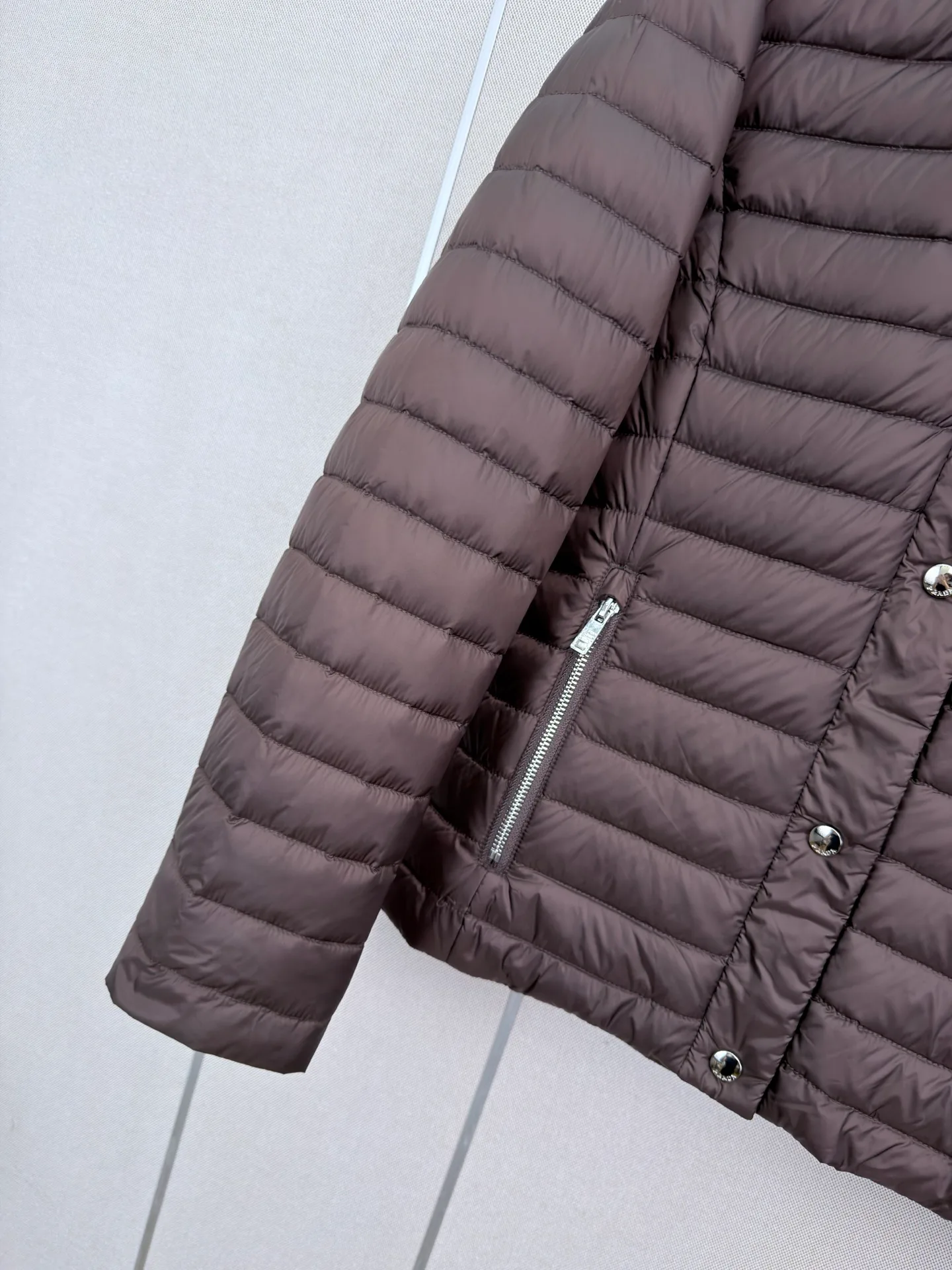 Women's Jackets And Down Jackets PRADA 18185818