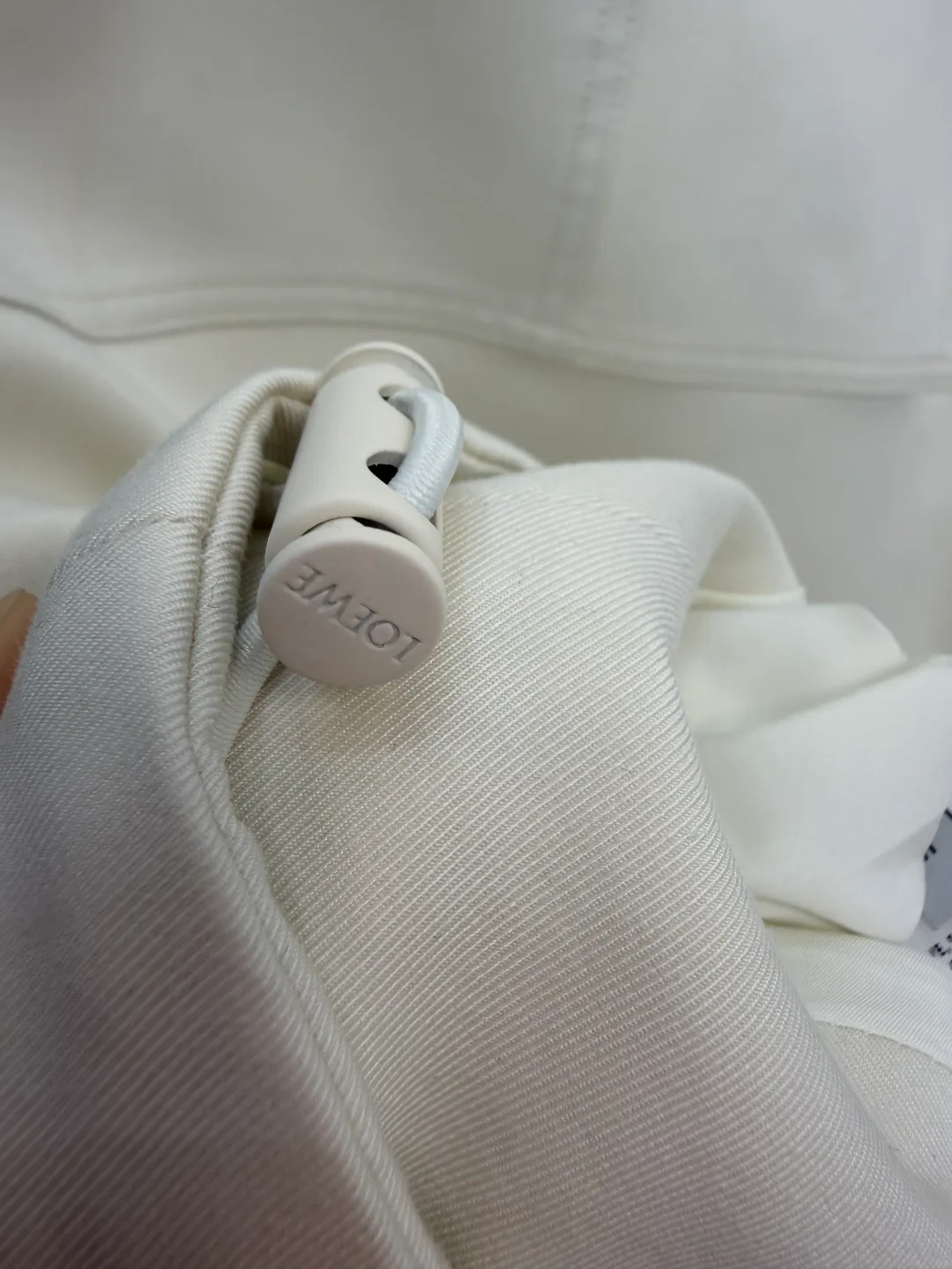 Women's Jackets And Down Jackets LOEWE 17943104