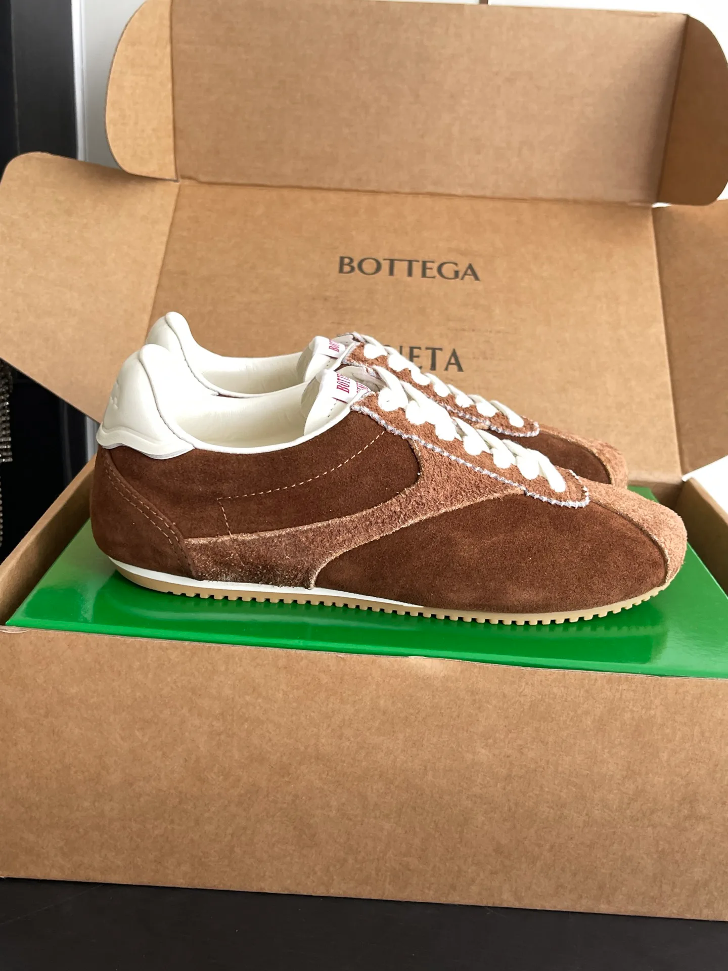 Кроссовки Женские Bottega Veneta 18685869