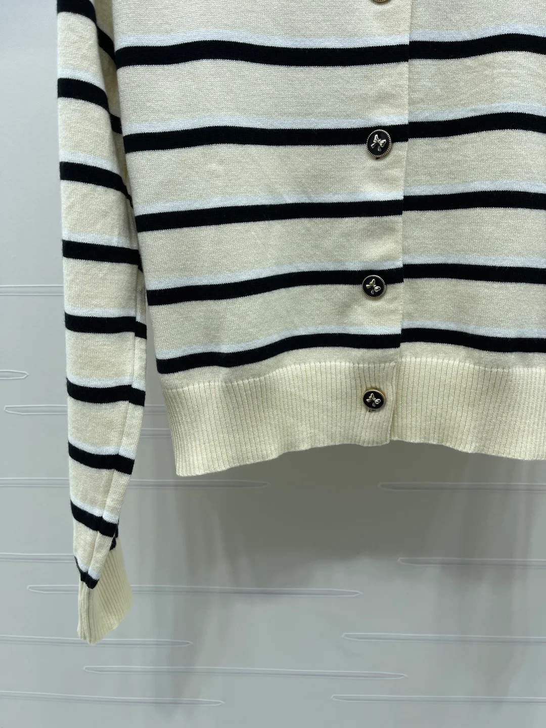 Women's Jumpers And Sweaters CHANEL 18038492