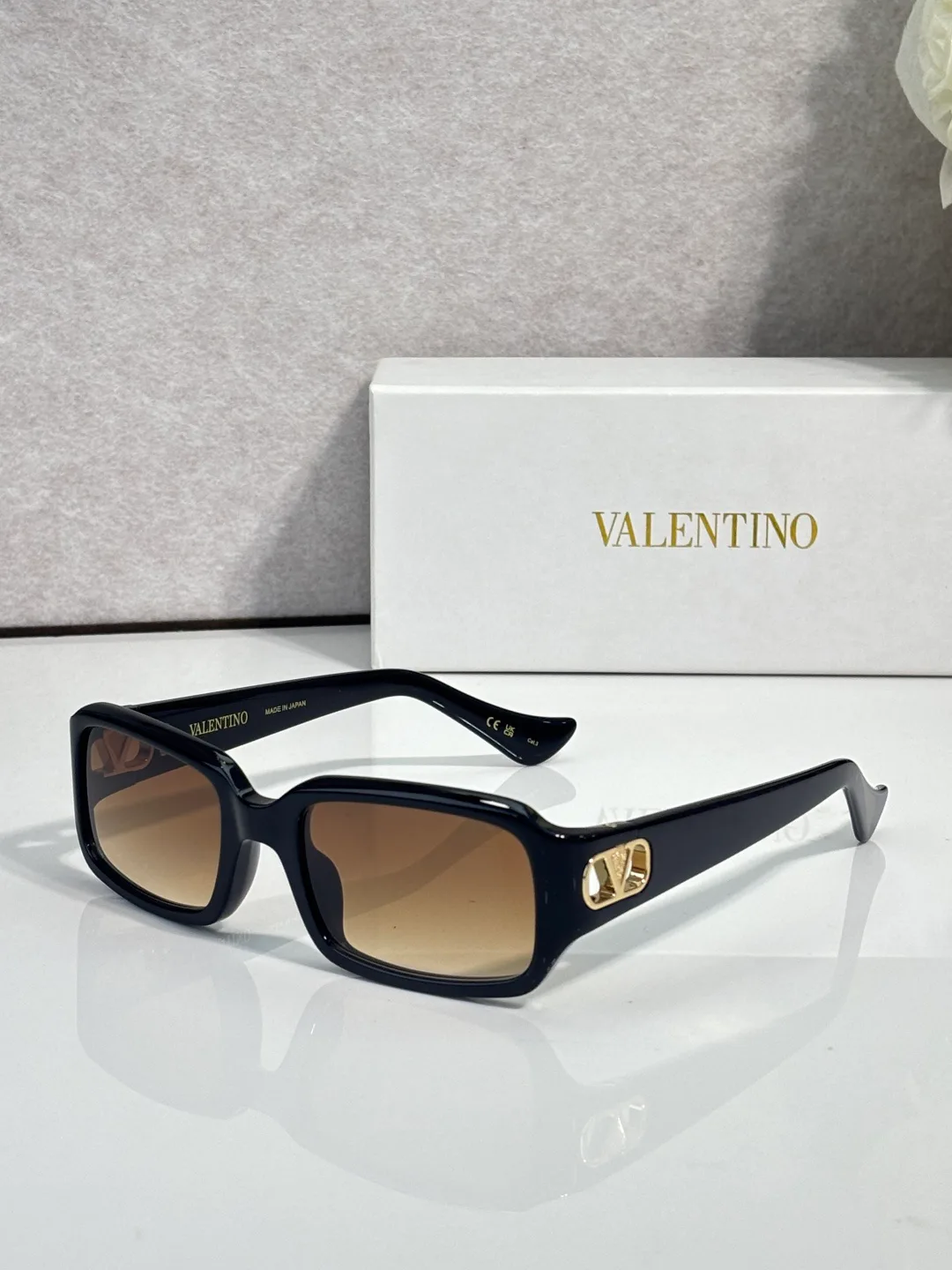 Glasses VALENTINO 18059593