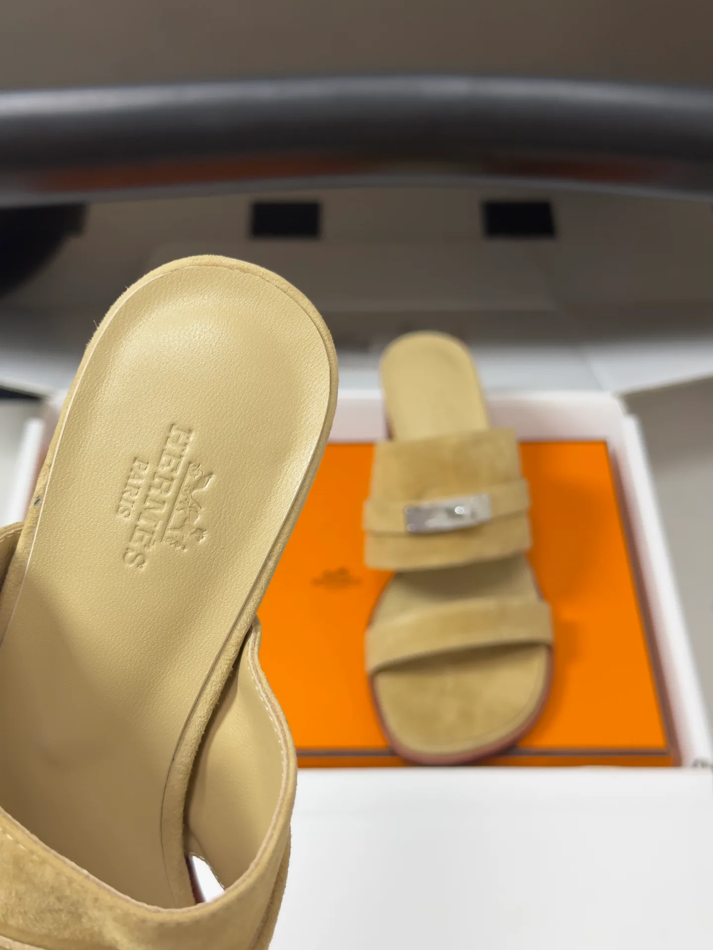Women's Open-Toe Sandals HERMES 17095165
