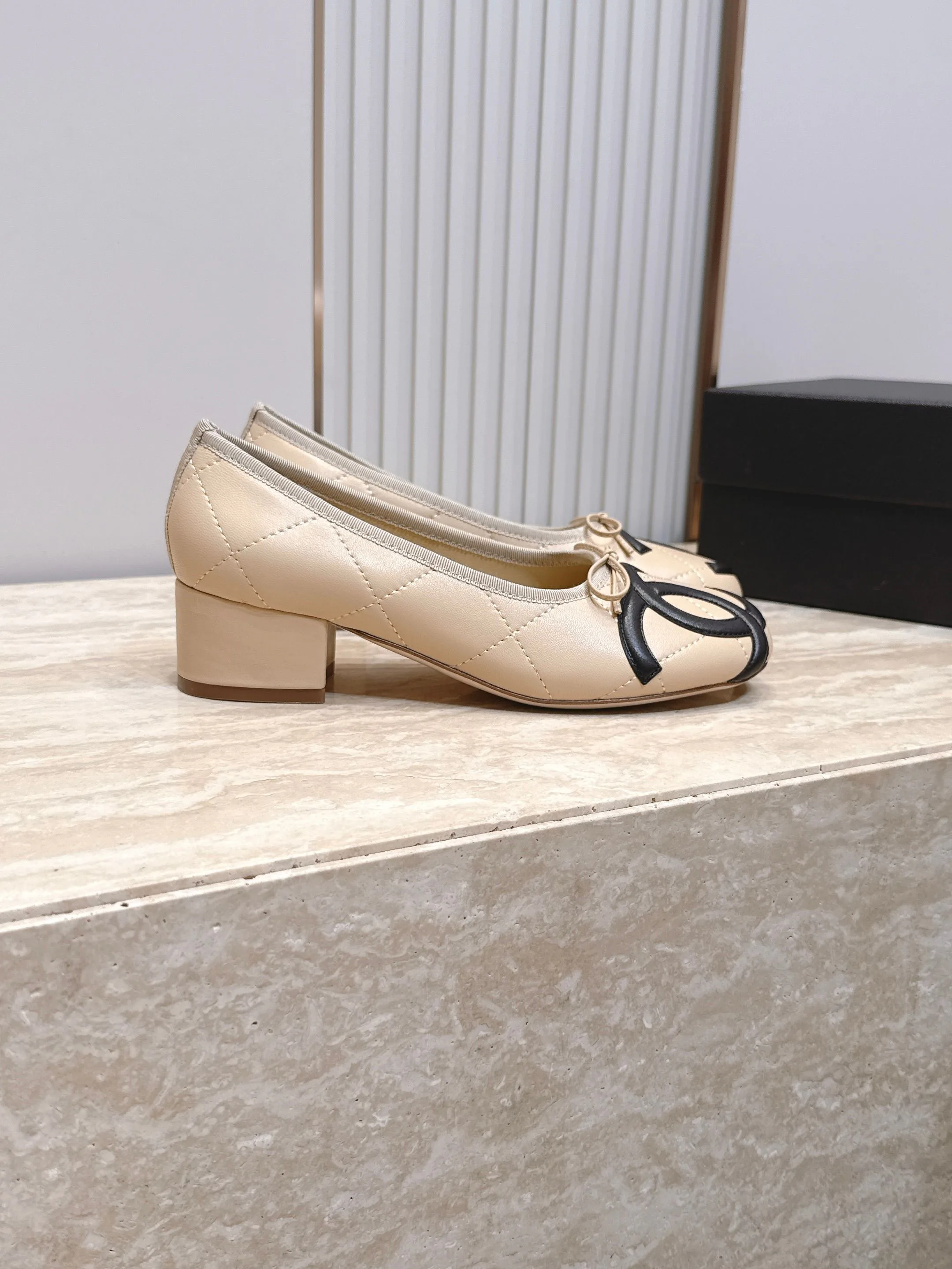 Women's Heels CHANEL 18025875
