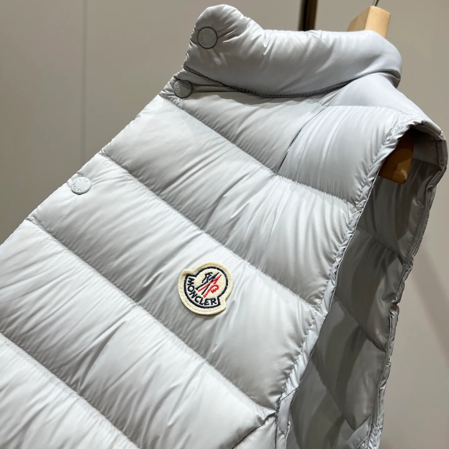 Women's Vests MONCLER 18110908