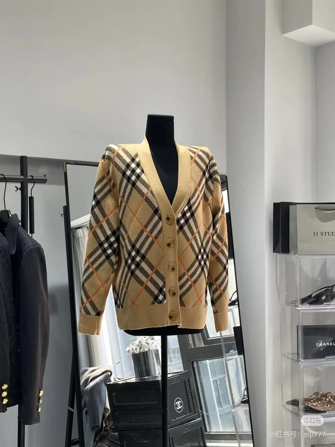 Women's Jumpers And Sweaters BURBERRY 18456087