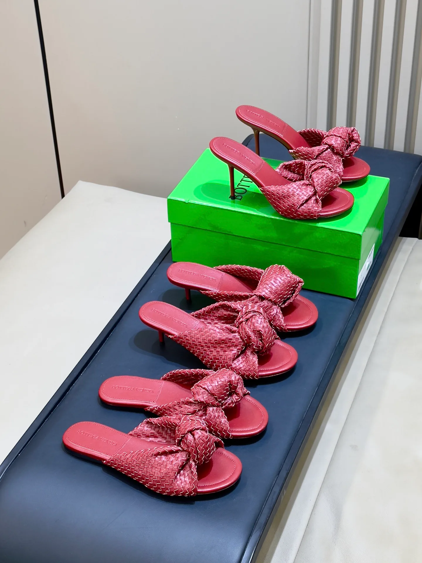Women's Mules And Clogs BOTTEGA VENETA 18073353