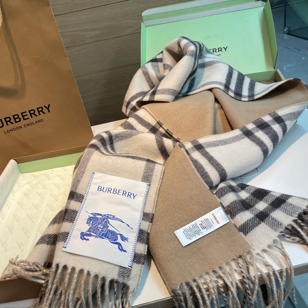 Scarves BURBERRY 18449888
