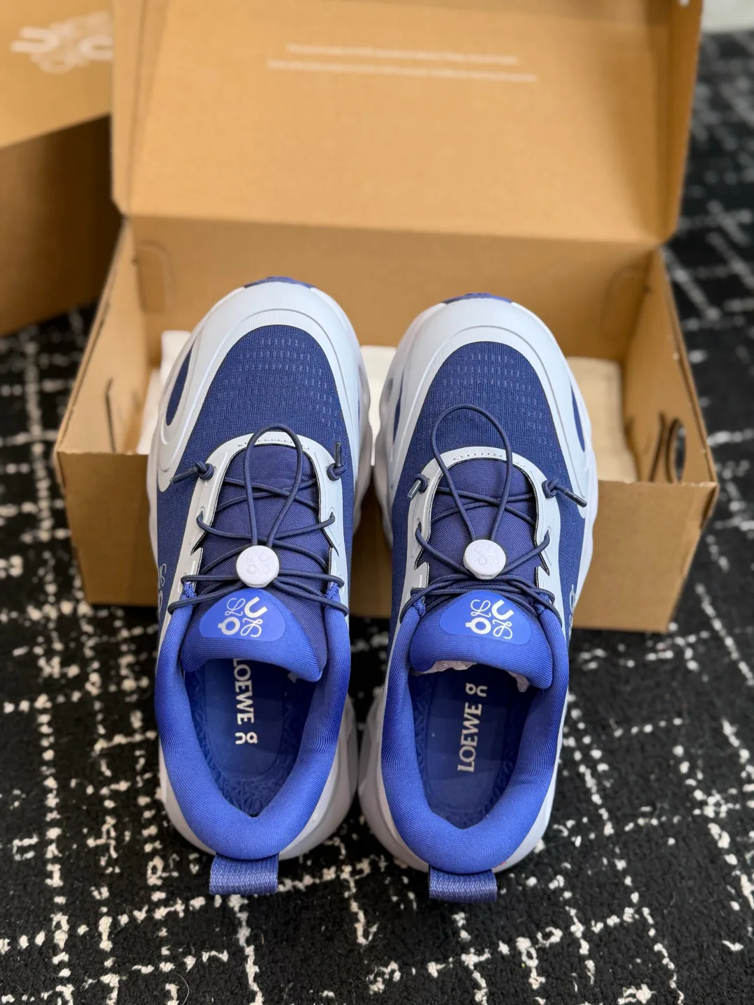Women's Sneakers LOEWE 18139559