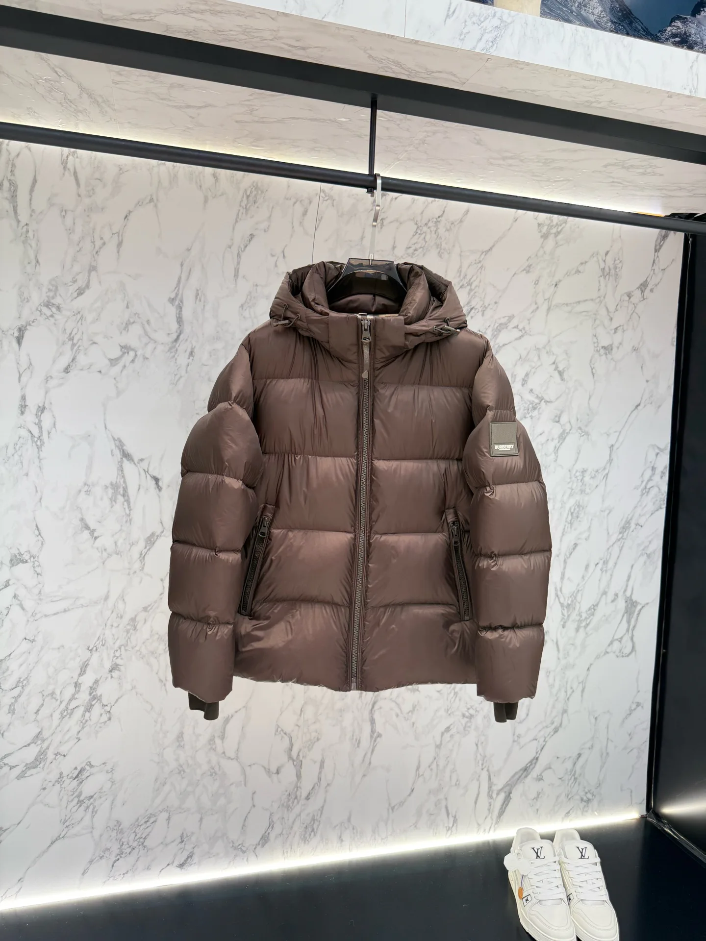 Women's Jackets And Down Jackets BURBERRY 18537418