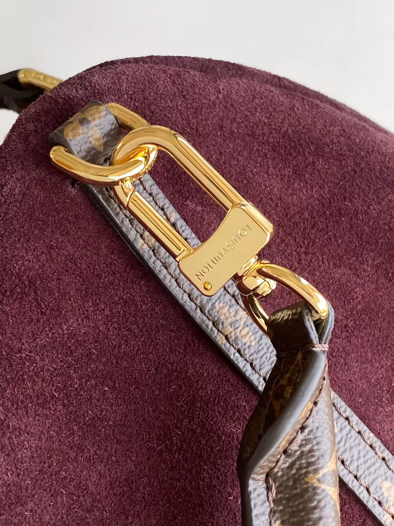 Классические Сумки Женские Louis Vuitton 18664434