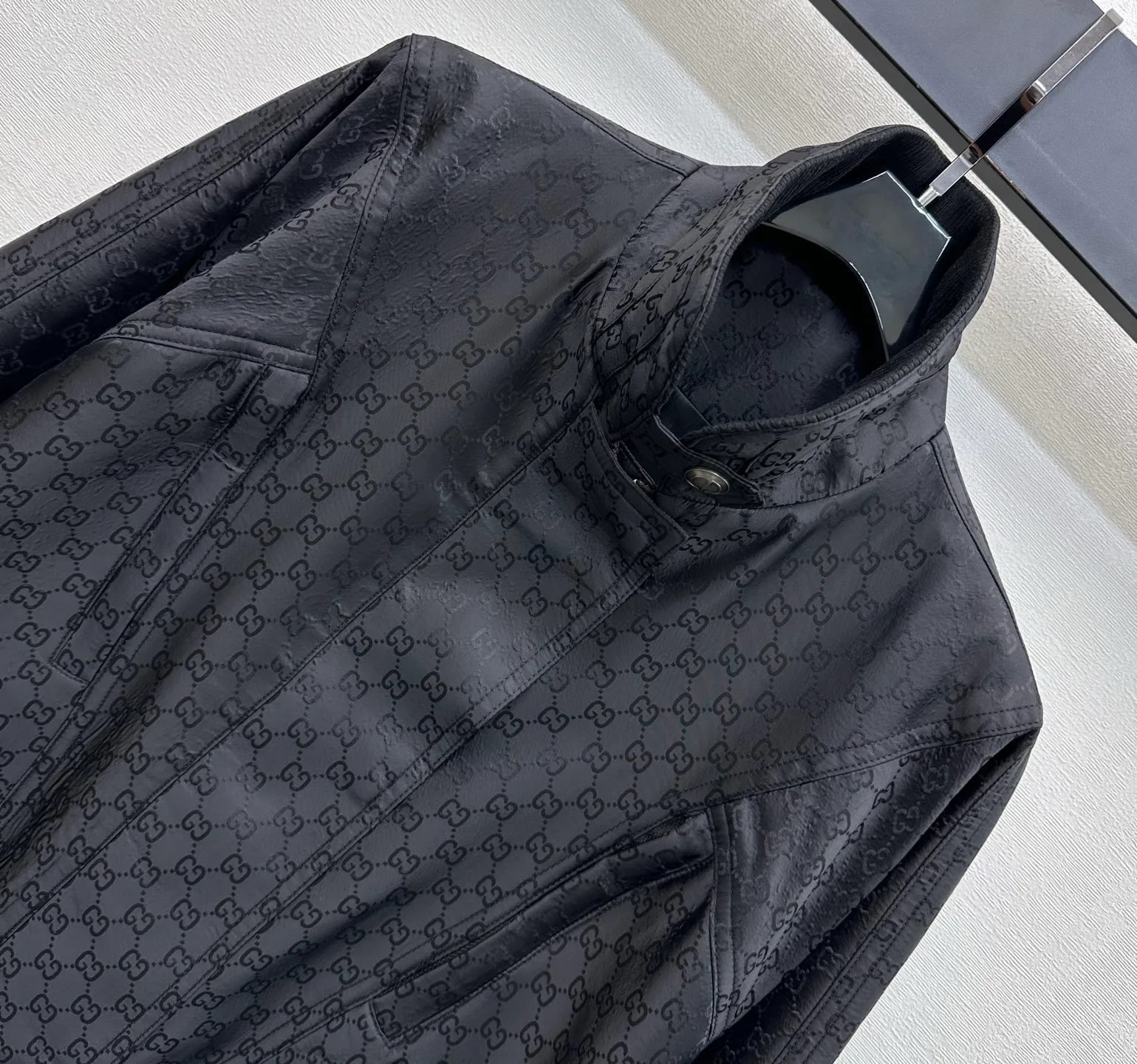 Women's Jackets And Down Jackets GUCCI 17892480