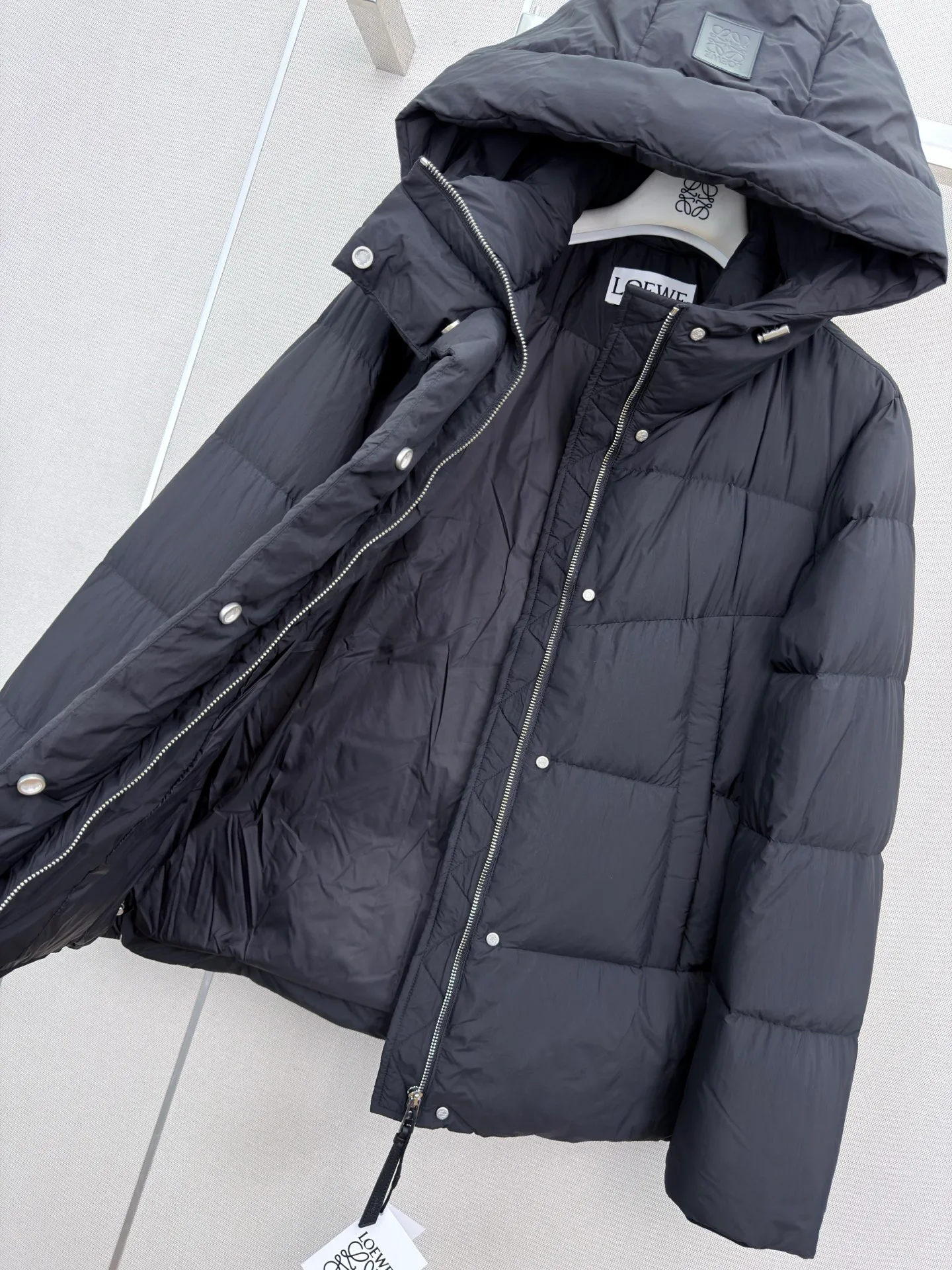 Women's Jackets And Down Jackets LOEWE 18108397