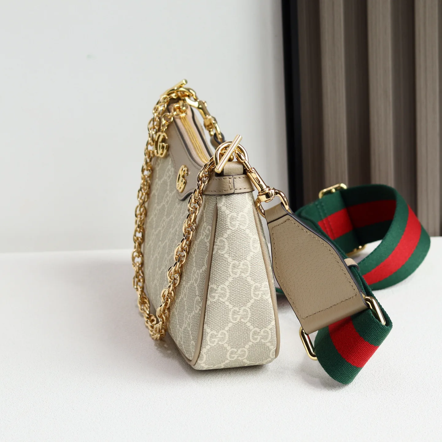 Women's Classic Handbags GUCCI 17947802