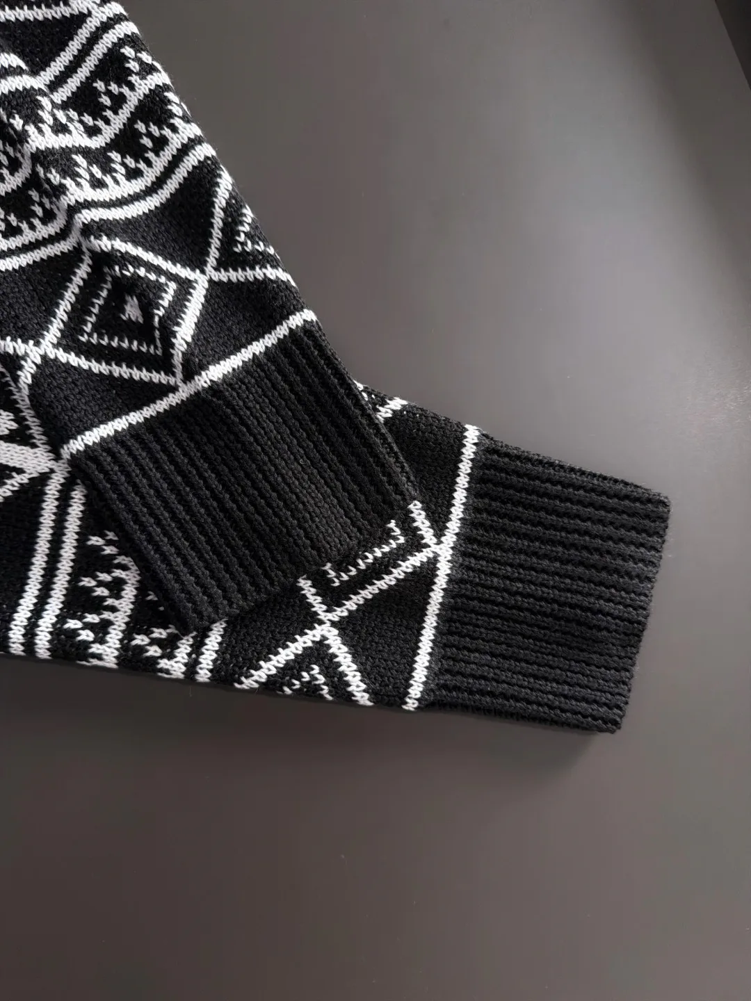 Джемперы И Свитеры Мужские Gucci 18618743