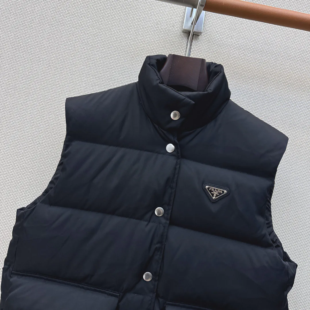 Women's Vests PRADA 18183473