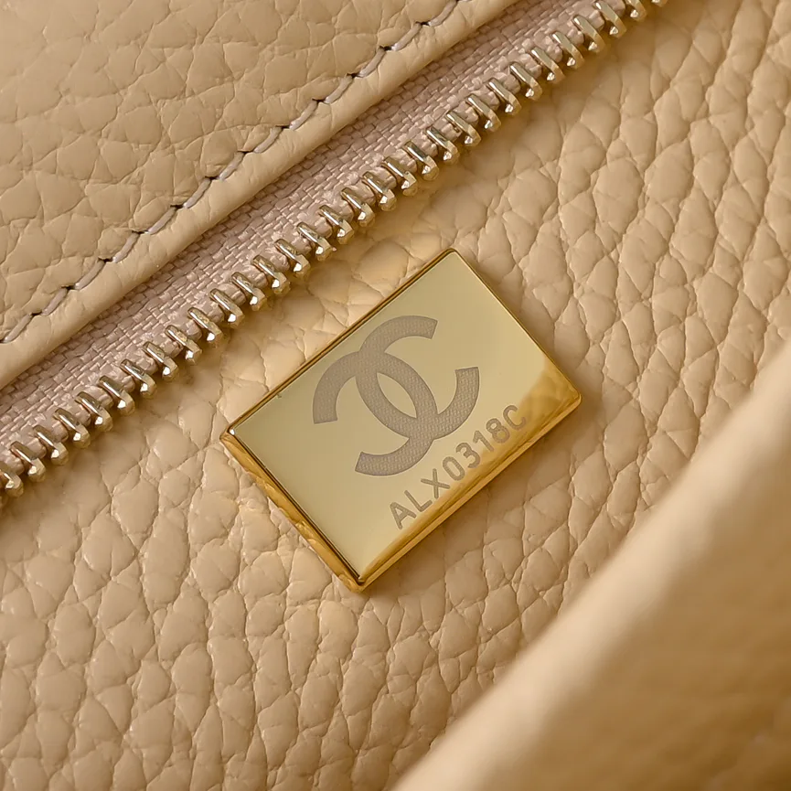 Women's Classic Handbags CHANEL 18147813