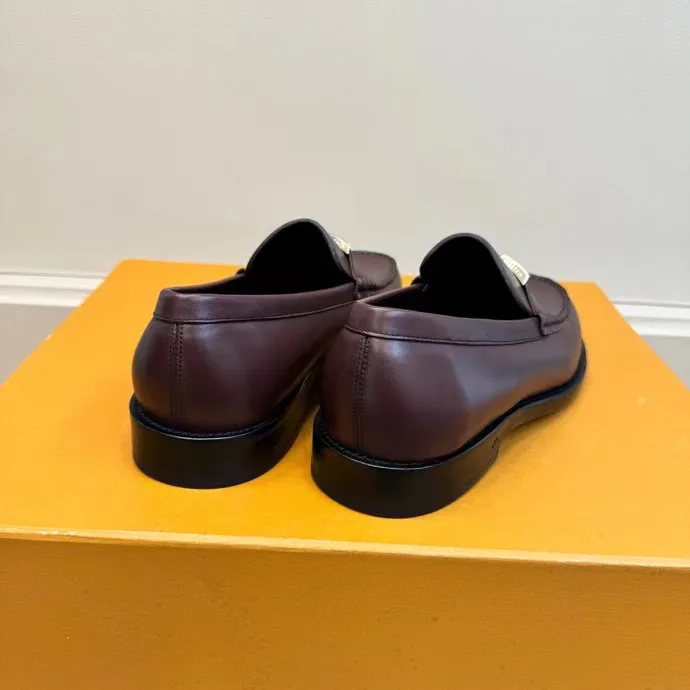 Men's Loafers And Dress Shoes LOUIS VUITTON 18193942