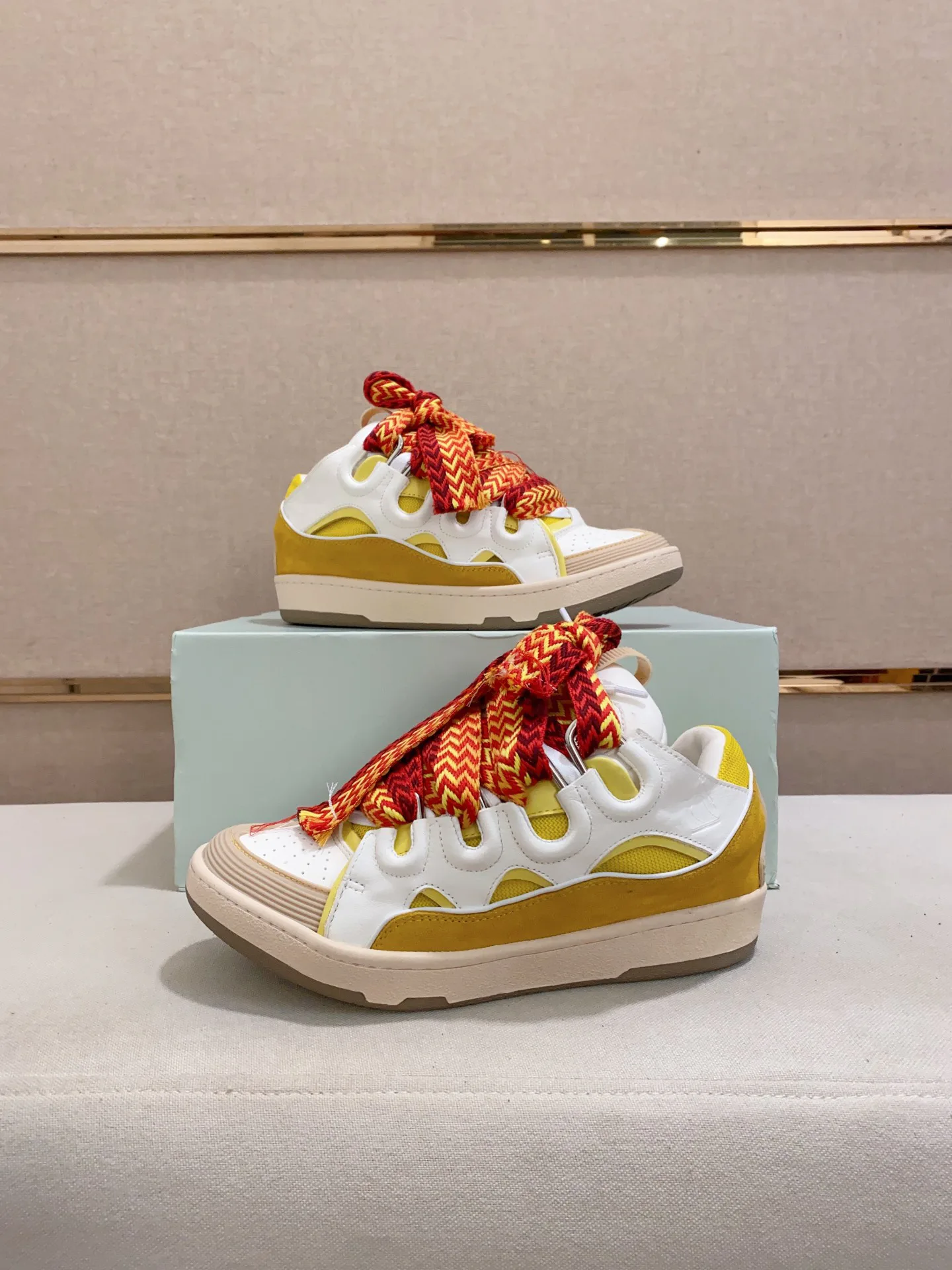 Women's Sneakers LANVIN 17955131