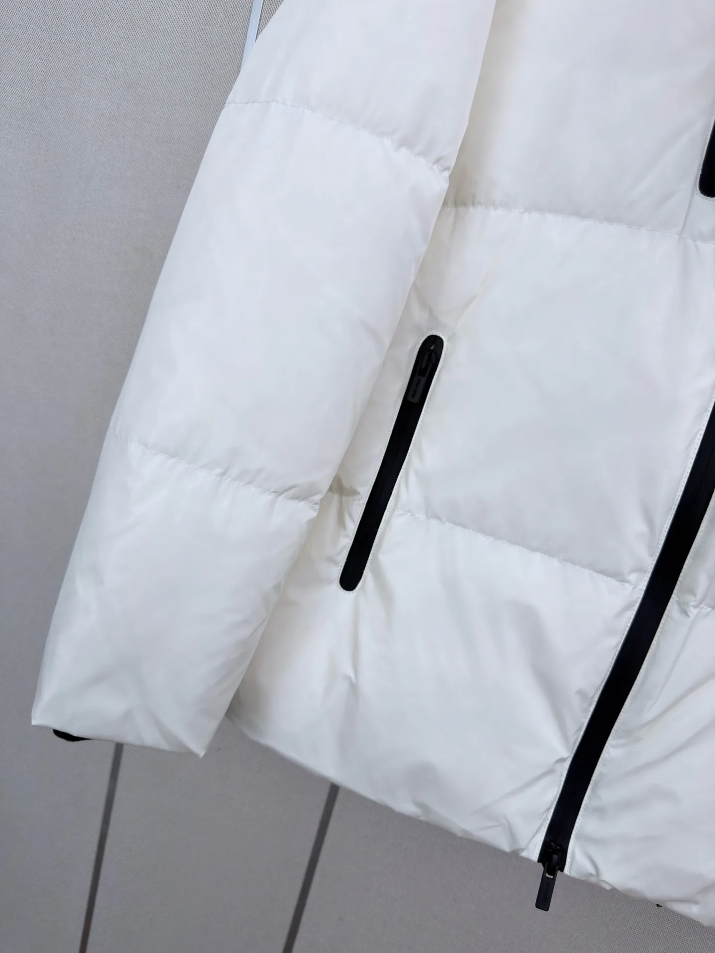 Women's Jackets And Down Jackets MIU MIU 18108734