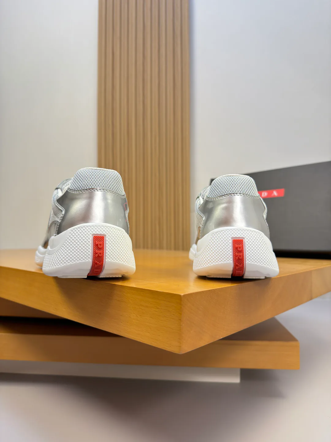 Men's Sneakers PRADA 17955079