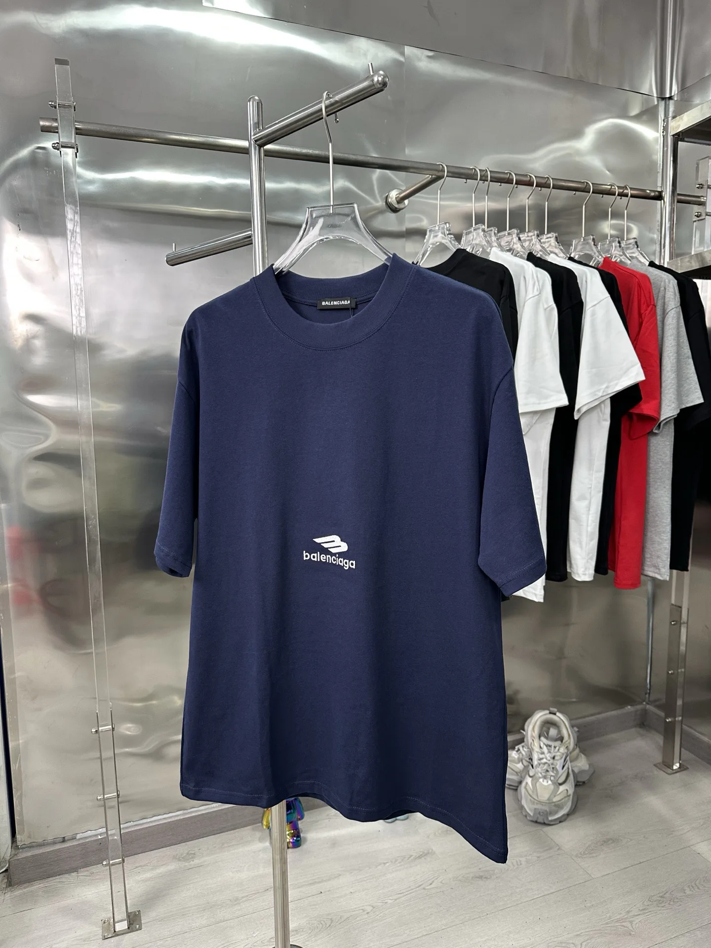 Men's T-Shirts BALENCIAGA 17728121