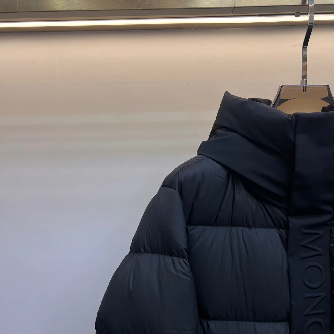 Men's Jackets And Down Jackets MONCLER 18285014
