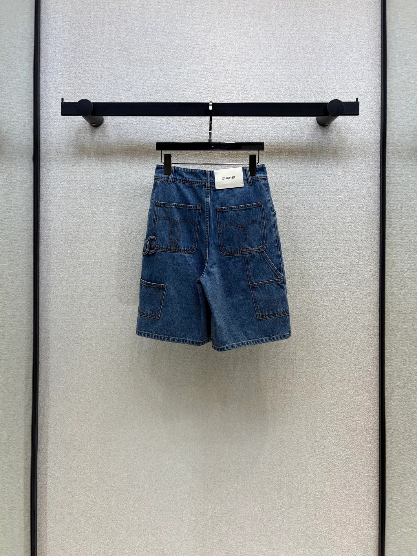 Women's Shorts CHANEL 17566795