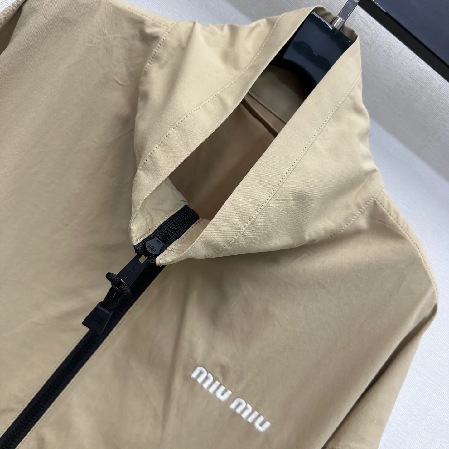 Women's Jackets And Down Jackets MIU MIU 18023629
