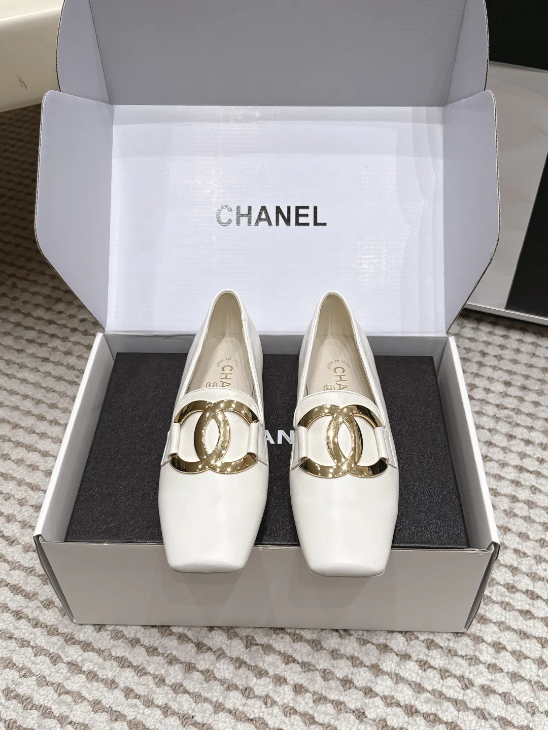 Women's Loafers And Moccasins CHANEL 17421361