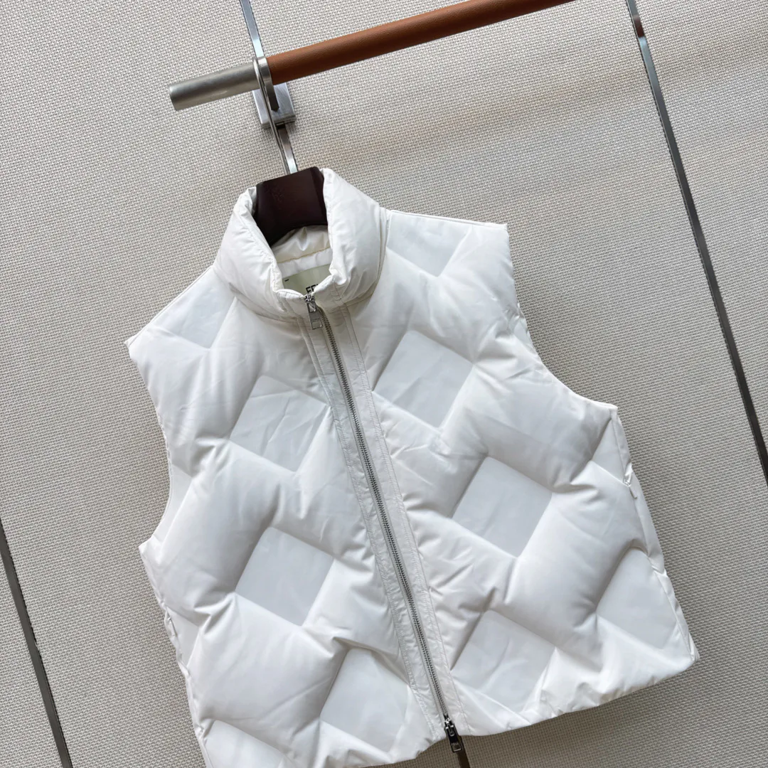 Women's Vests FENDI 18094507