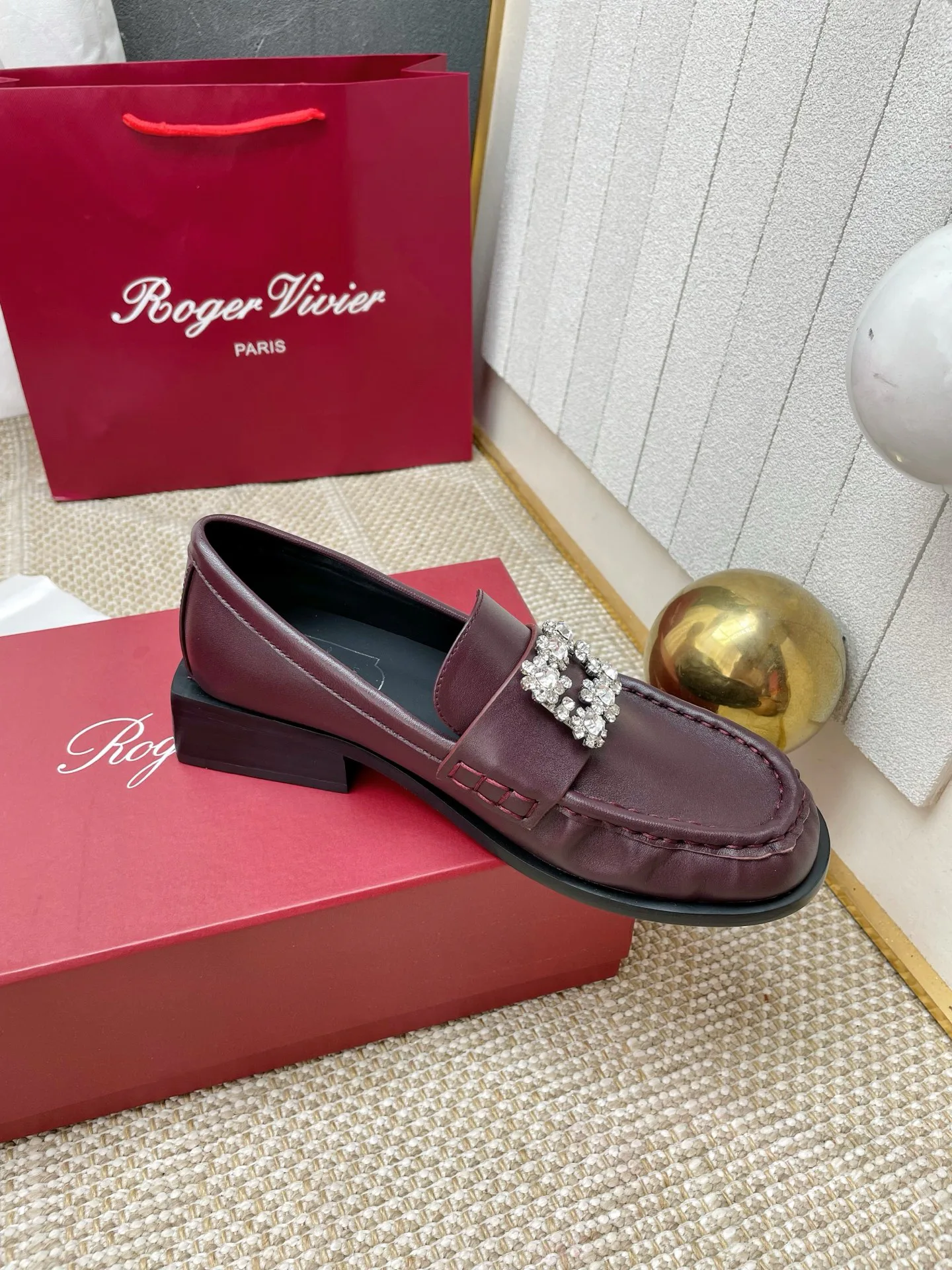 Women's Loafers And Moccasins ROGER VIVIER 18258395
