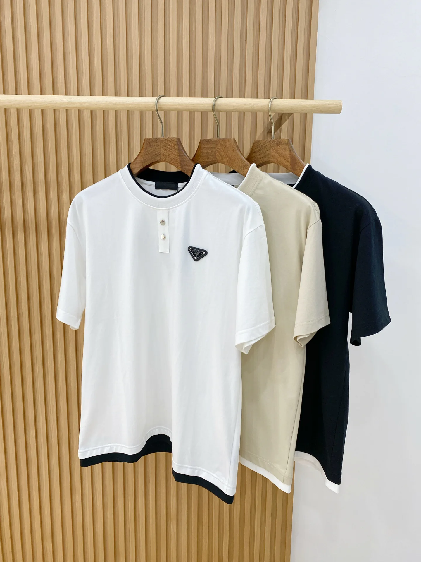 Men's T-Shirts PRADA 18246911