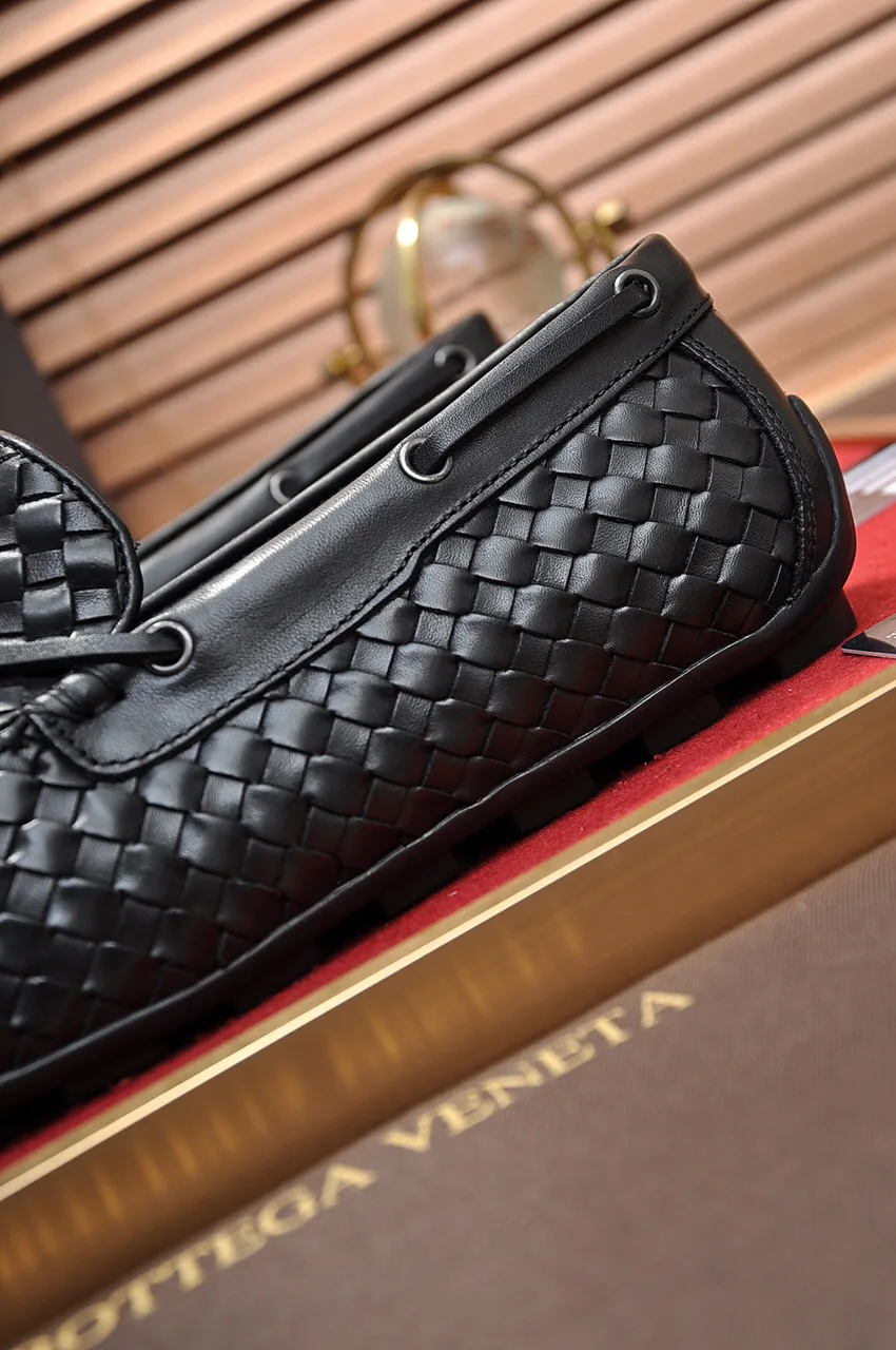 Men's Loafers And Dress Shoes BOTTEGA VENETA 18262193