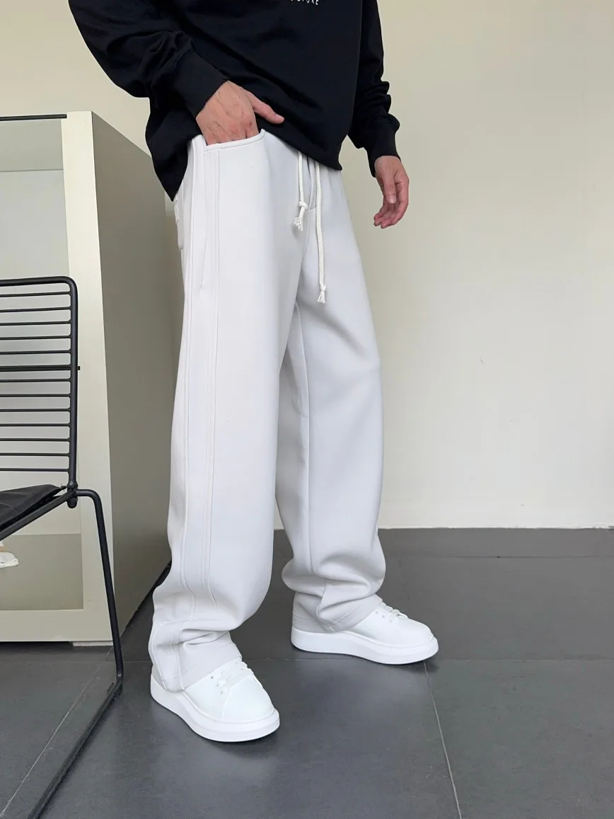 Women's Trousers MIU MIU 18178320