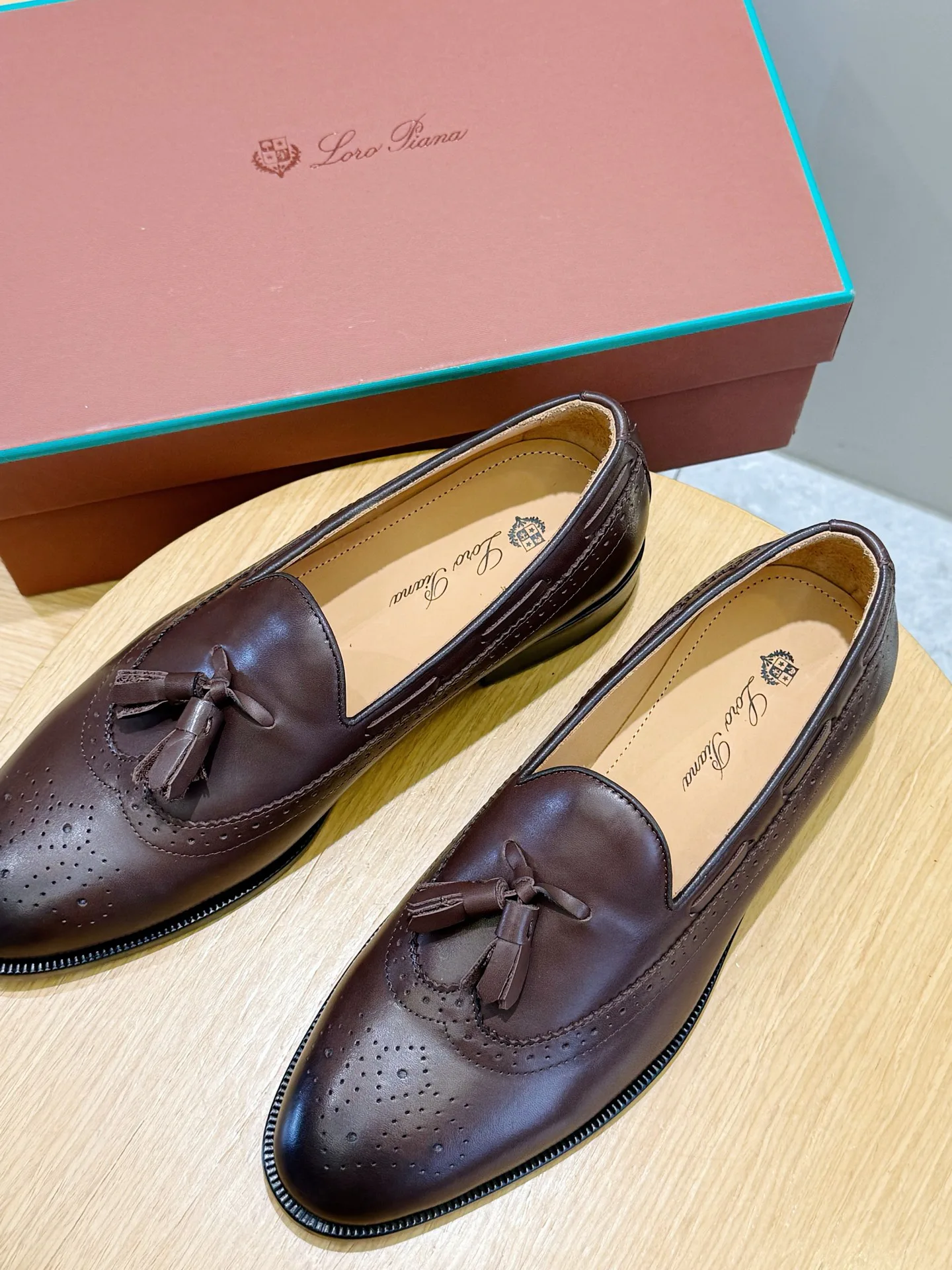 Men's Loafers And Dress Shoes LORO PIANA 18018197