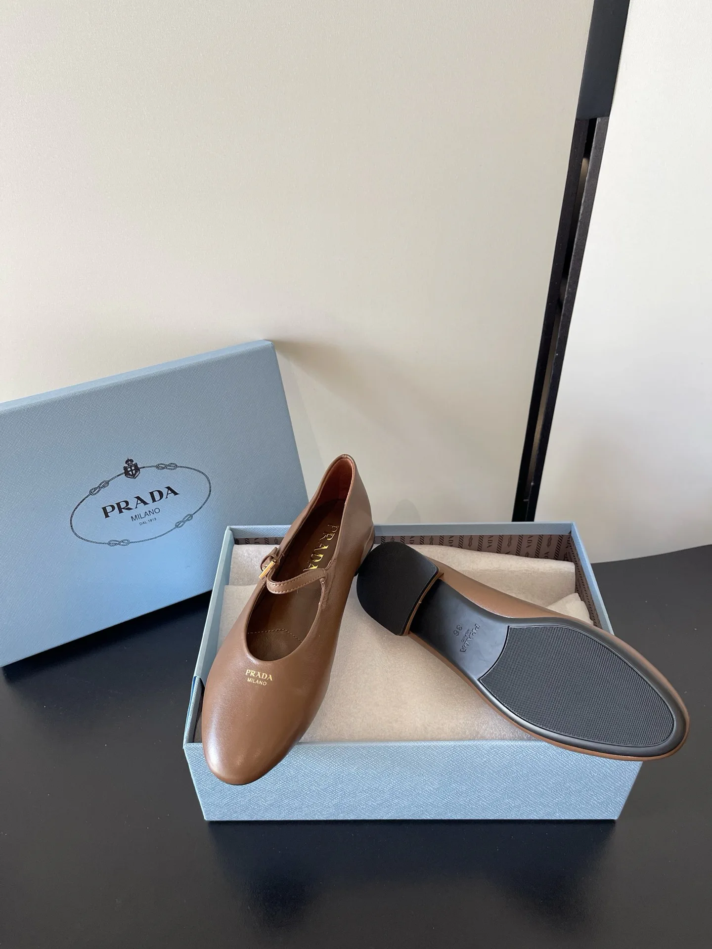 Туфли Женские Prada 18687114